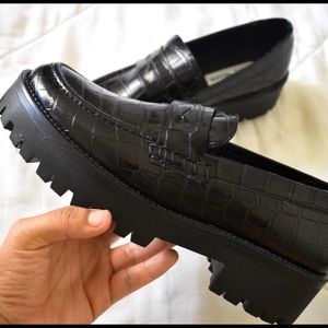 STEVE MADDEN LOAFERS